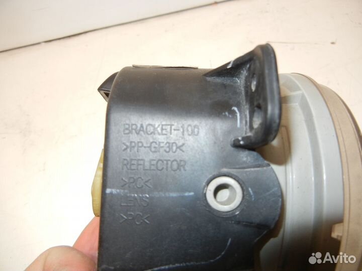 Фара противотуманная Jeep Grand Cherokee