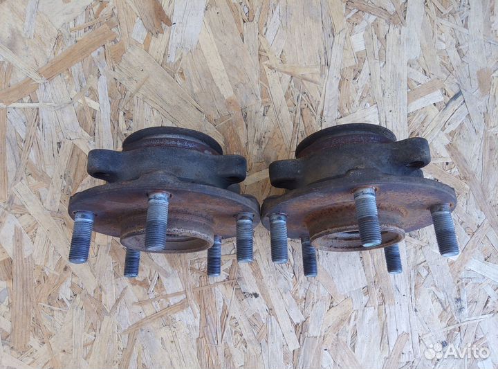 Ступица передняя Nissan Qashqai X-Trail