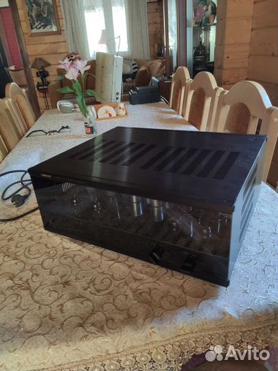 Ламповый HiEnd усилитель uher UMA-3000VT