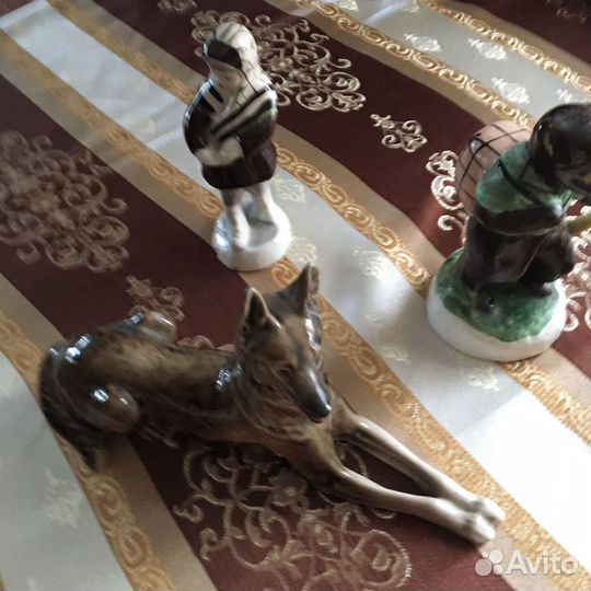 Фарфоровые статуэтки