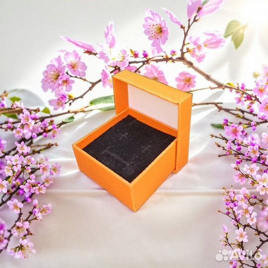 Серьги бордовые