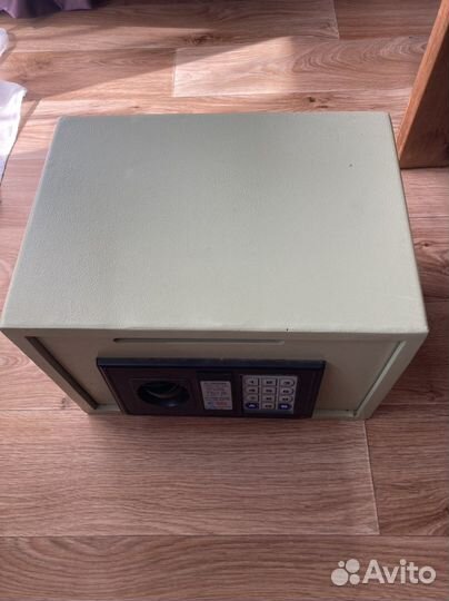 Сейф мебельный btv 250x350x250