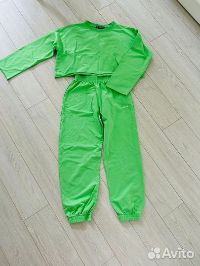 Костюм спортивный