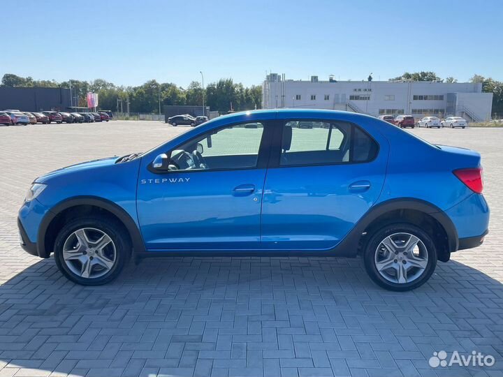 Renault Logan Stepway 1.6 AT, 2018, 36 896 км