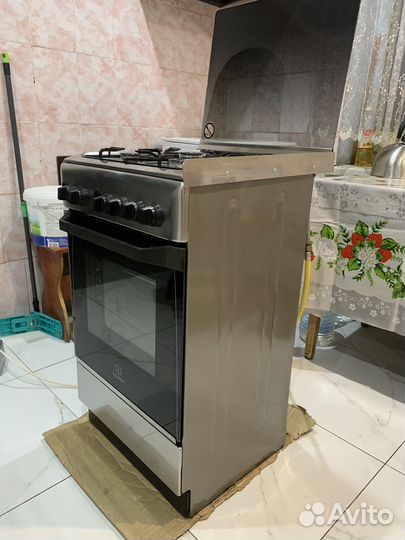 Газовая плита Indesit