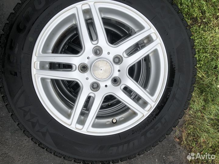 R15 Bridgestone Ice Cruiser 7000 195/65, PCD 5x114.3 DIA 64.1