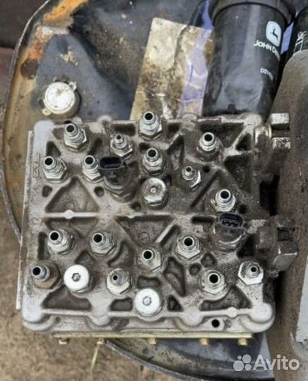 Гидрораспределитель hitachi 4718274