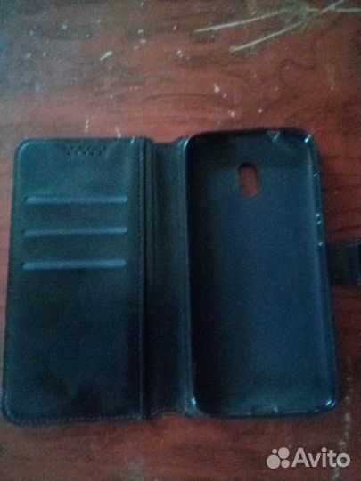 Чехлы на смартфон