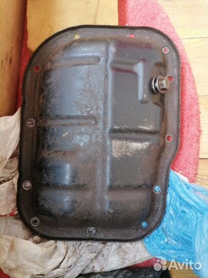 Крышка масленного поддона