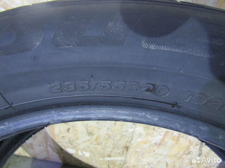 Bridgestone Dueler H/P Sport AS 235/55 R20