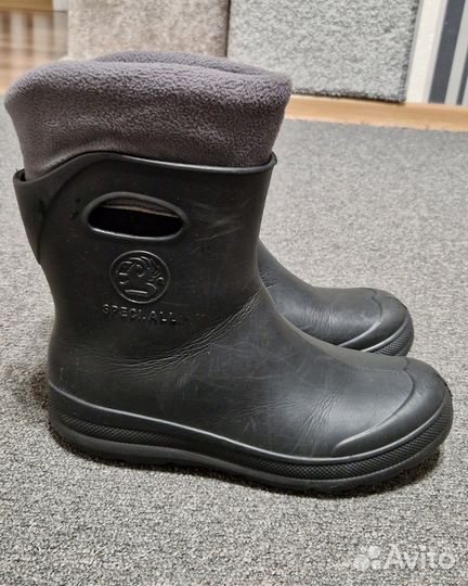 Резиновые сапоги
