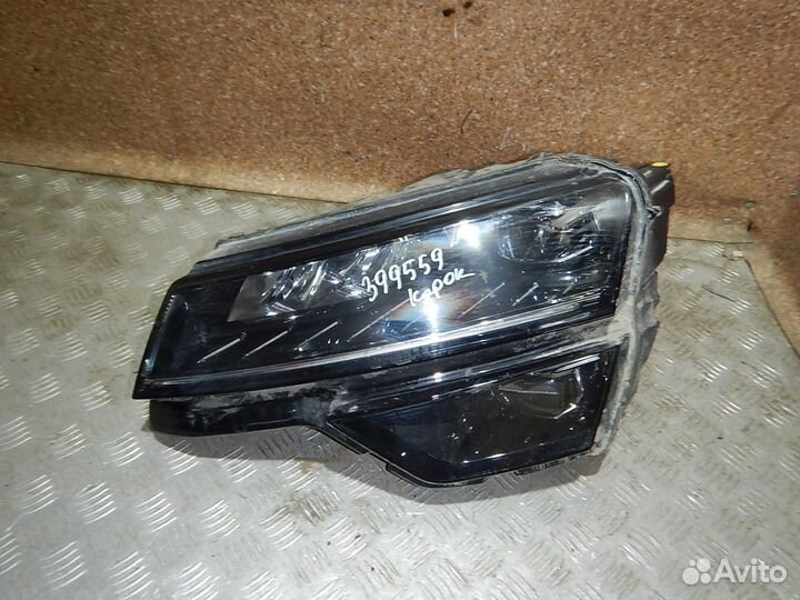 Фара левая Skoda Karoq