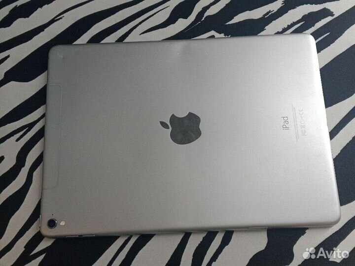 iPad pro 9.7 2016