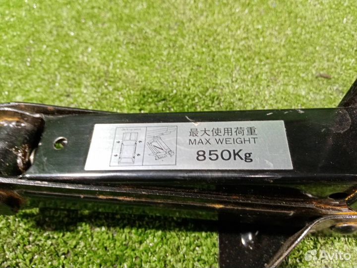 Домкрат Subaru Forester SG5 / S11 EJ202 (2.0L empi