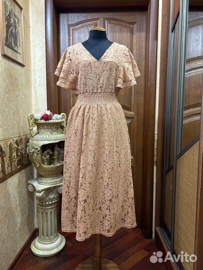 Кружевное платье