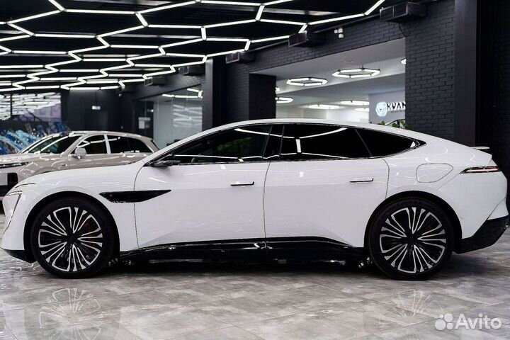 Avatr 12 578 л.с. AT, 2024