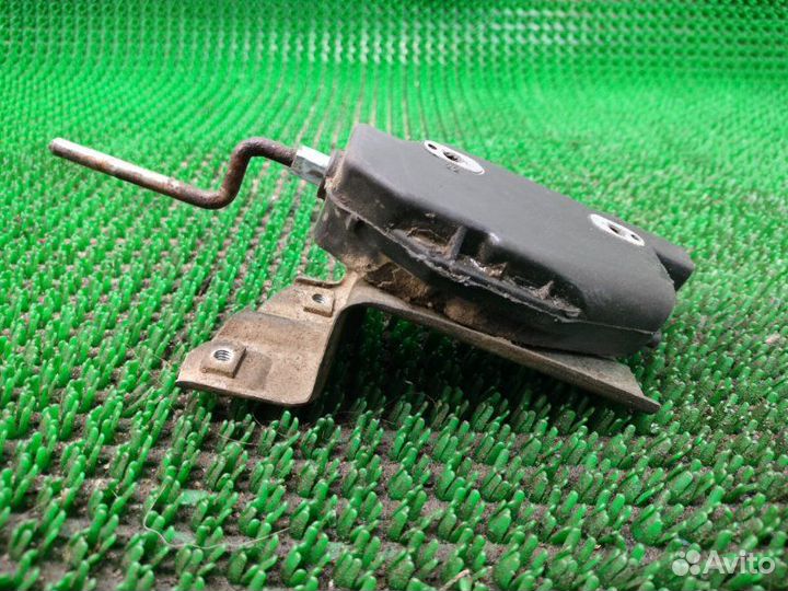 Активатор замка крышки бензобака Opel Vectra B