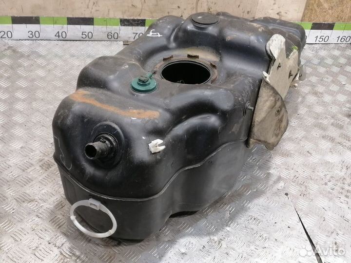 Бак топливный Hummer H3 2005-2010