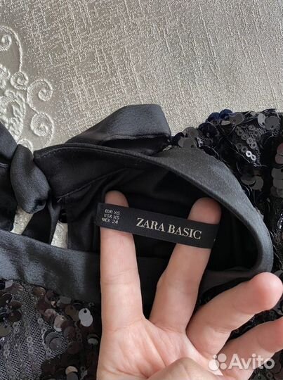 Платье zara с паетками