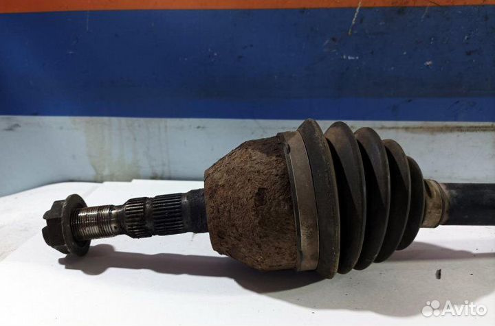 Привод передний правый Opel Zafira B 2005 - 2012