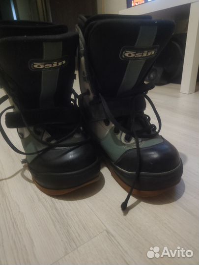 Сноубордические ботинки и крепления для сноуборда