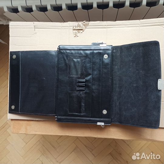 Мужской кожаный портфель
