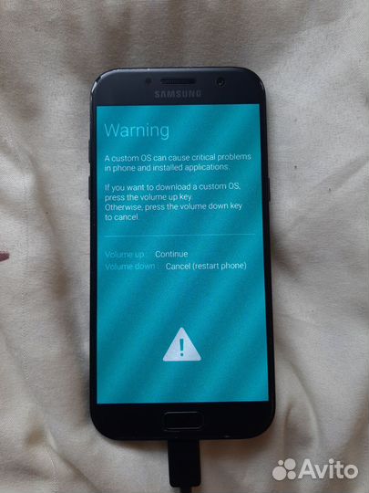 Samsung Galaxy A5 (2017) SM-A520F/DS, 3/32 ГБ