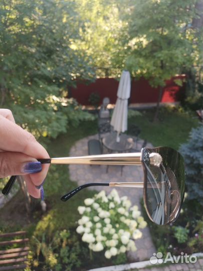 Солнцезащитные очки женские брендовые