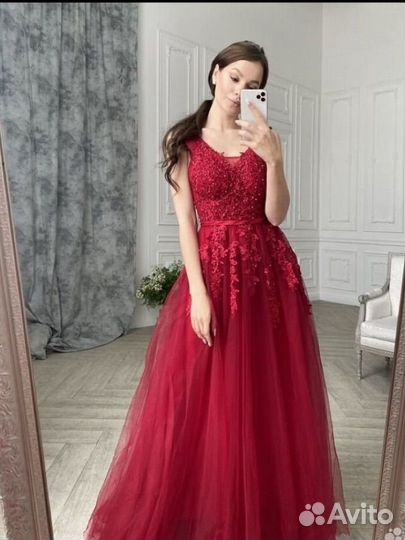 Вечернее платье в пол на выпускной