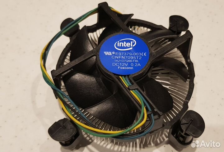 Кулер для процессора (4 пин)