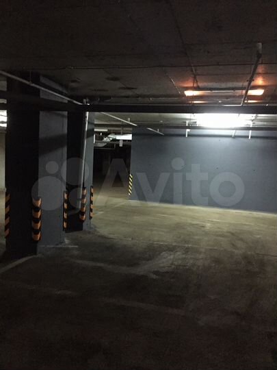 Машиноместо, 26 м²