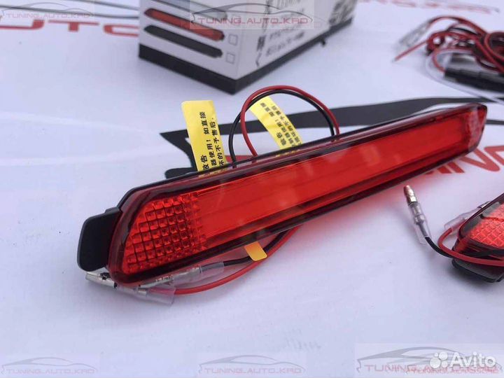 Катафоты в задний бампер Toyota Lexus L4372