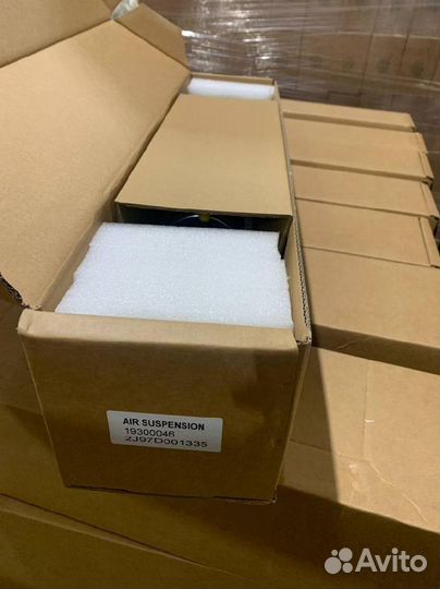 Амортизатор задний Cadillac Escalade