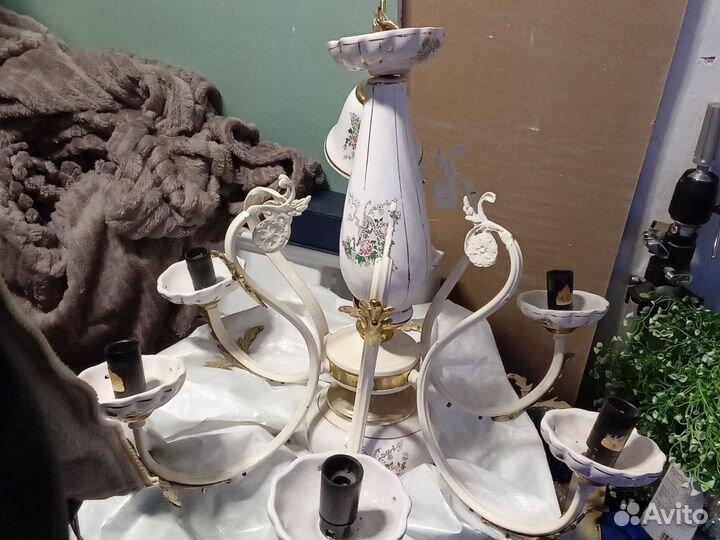 Потолочная керамическая люстра