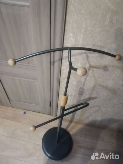 Вешалка напольная