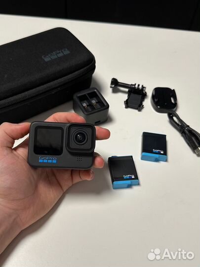 Камера GoPro Hero 10 Black Edition Комплект