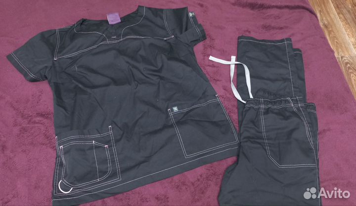 Медицинский костюм женскийчерный