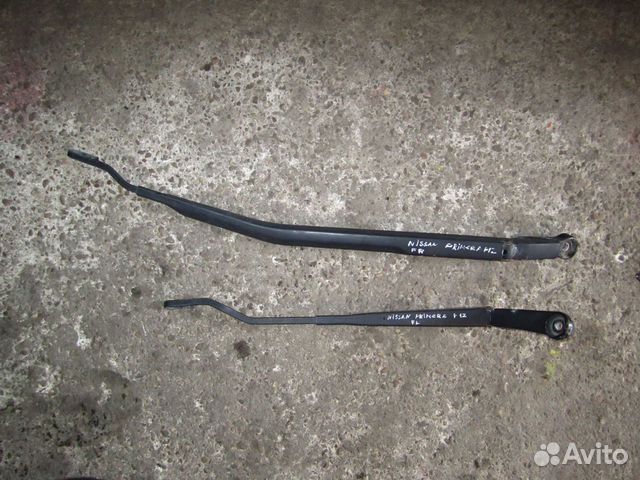 Поводок дворника щеткодержатель nissan primera p12
