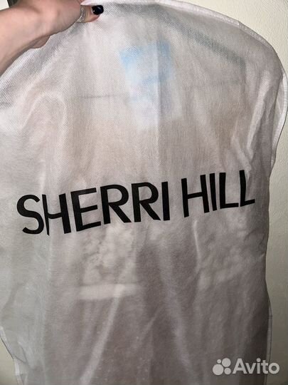 Платье Sherri Hill