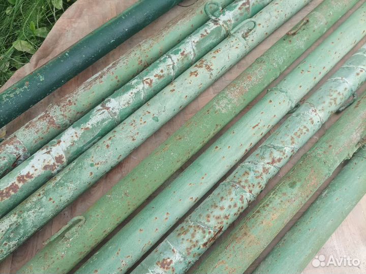 Столбы для забора с крючками для сетки рабица