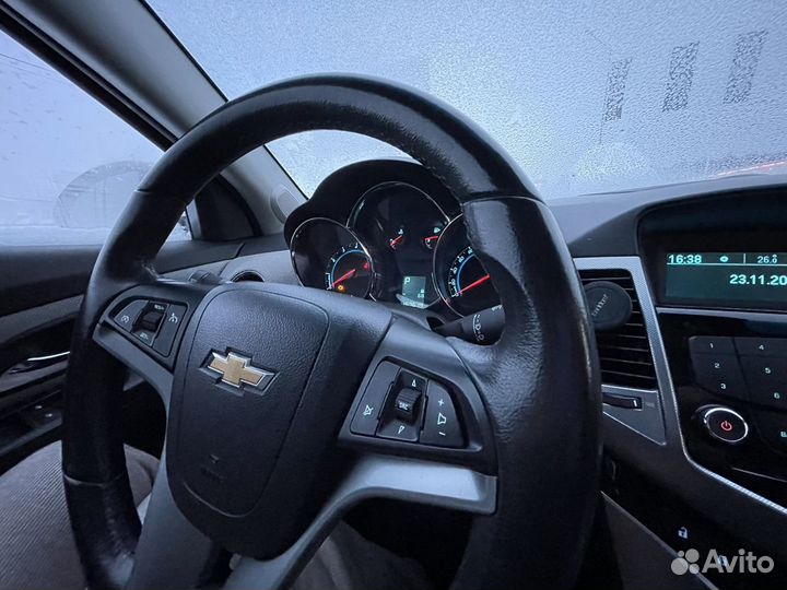 Chevrolet Cruze 1.8 AT, 2012, 170 000 км