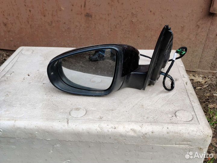 Зеркало левое оригинальное golf 6
