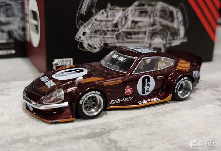 Модели Mini GT Kaido House и Tarmac 1:64