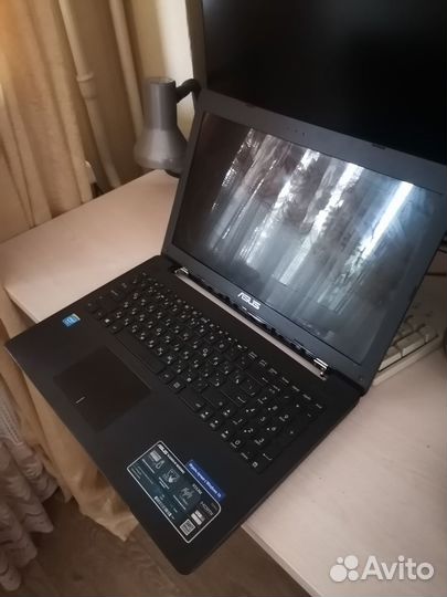Ноутбук asus x553m