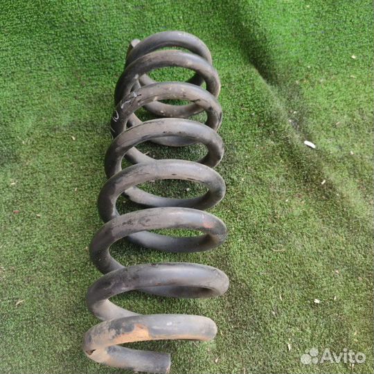 Пружина задняя Suzuki Grand Vitara/Escudo TD54