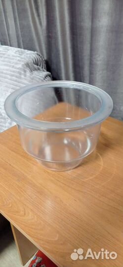 Стеклянная емкость