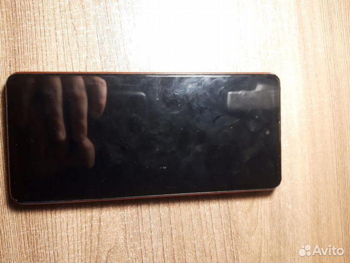 BQ 6868L Wide, 4/64 ГБ