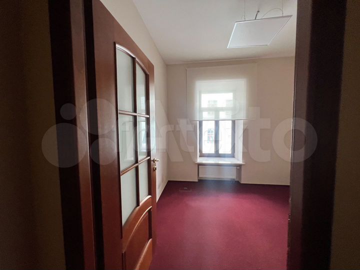 Сдам офисное помещение, 254 м²