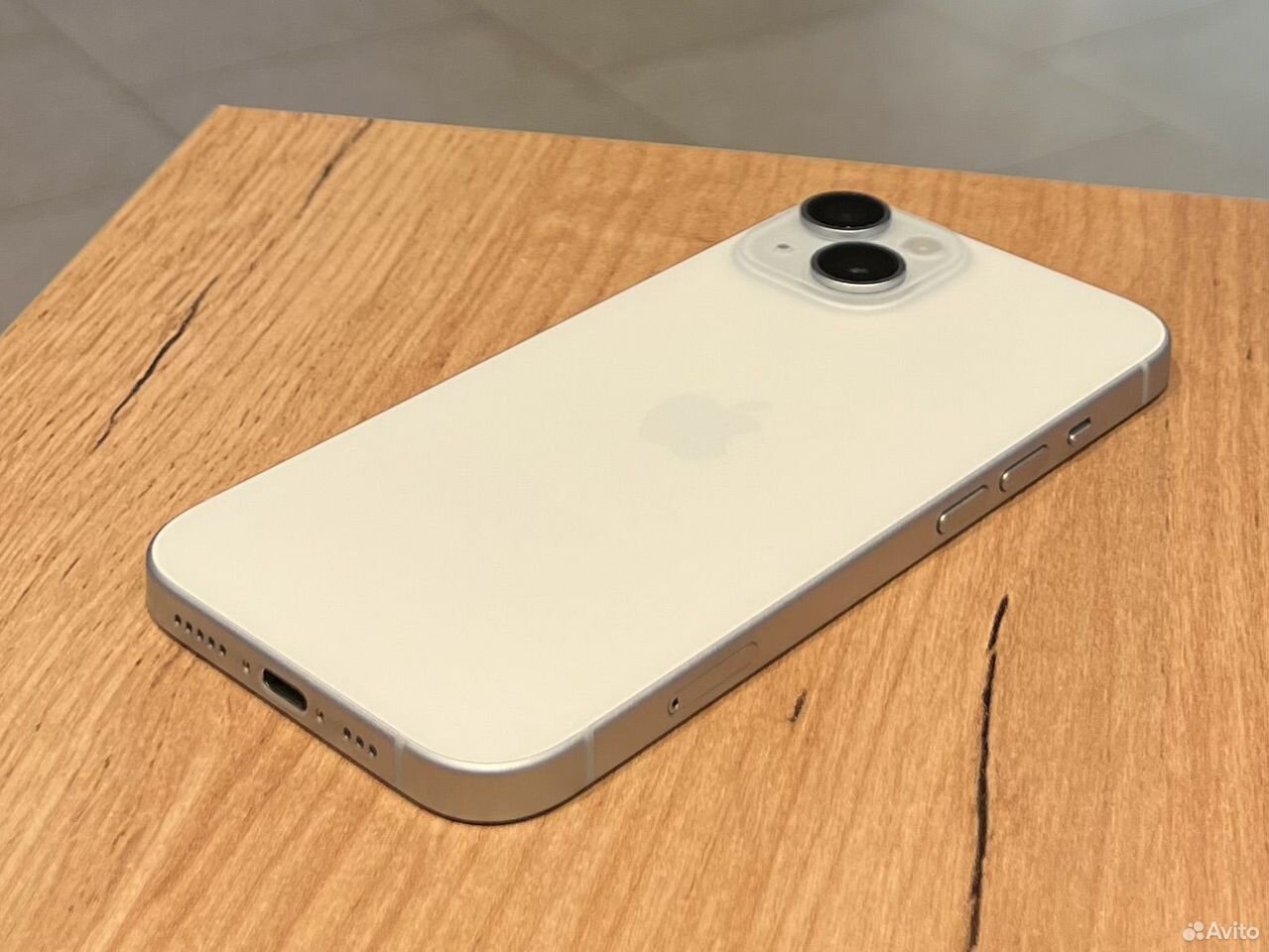 iPhone 15, 128 ГБ