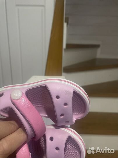 Сандали Crocs для девочки